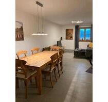 OG - Wohnung ab 01.12.2026 - 1.200,00&nbsp;EUR Kaltmiete, ca.&nbsp; 90,00&nbsp;m&sup2; in Valley (PLZ: 83626)