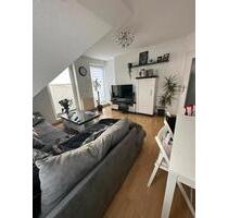 Helle Dachgeschoss Wohnung mit großem Balkon - Magdeburg Brückfeld