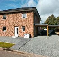 Neubauwohnung Erstbezug OG Stadtvilla Effizienshaus KfW 40 - Stapel