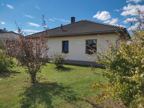Foto - Bungalow in Süderholz mit Wärmepumpe, Kaminofen, Doppelcarport un