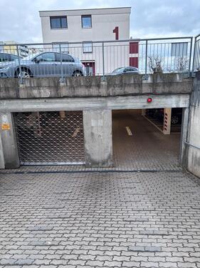 Foto - Tiefgaragenstellplatz Lengfeld - 60,00&nbsp;EUR Miete,