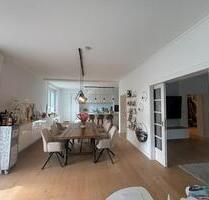 Exklusive 4-Zimmerwohnung im Malerviertel mit Blick in die Eilenr - Hannover Vahrenwald-List Exklusive 4-Zimmerwohnung im Malerviertel mit Blick in die Eilenr - Hannover Vahrenwald-List