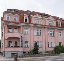 Große 3 - Raum-Wohnung mit Balkon, zentrumsnah - Naumburg (Saale)