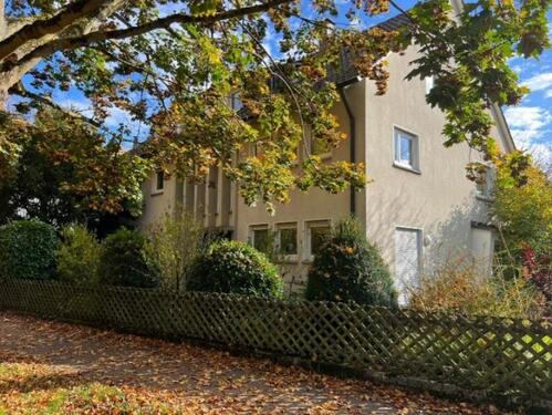 Foto - Helle 2-Zimmer-Wohnung (80 m²) mit EBK, Balkon, Garage & Top-Lage