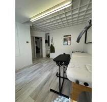 Arbeitsplätze und Räume für Tatoowiererkosmetikerin zu vermieten - Köln Lindenthal