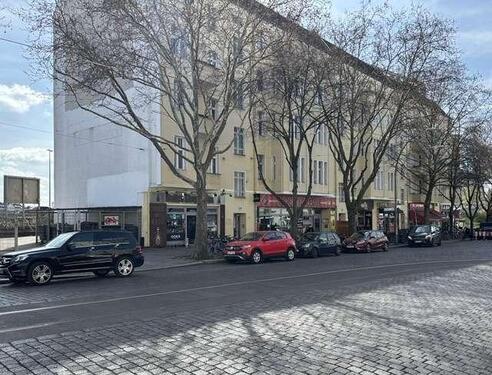 Foto - 206 m² - Büro-Praxisfläche direkt am Bahnhof Lichtenberg zu vermieten!