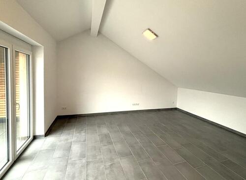 Foto - Dachgeschosswohnung mit großer Dachterrasse in Gronau zu vermieten!
