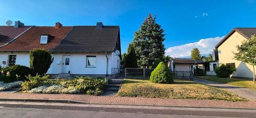 Foto - Haus mit großem Garten Grundstück in Hillersleben
