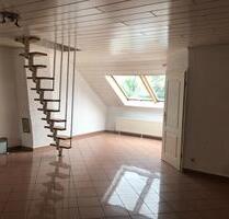 Hagsfeld-> Große helle 5-Zimmer WG ab sofort frei - Karlsruhe