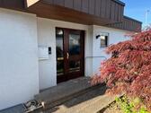 Foto - Bungalow mit Soutterrain und 2 -Zimmer Einliegerwohnung