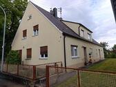 Foto - freistehendes 2-Familienwohnhaus mit Garage,und großem Garten