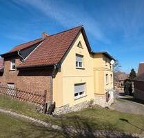 Stilvolles Einfamilienhaus mit Potenzial und viel Platz in Sylda - Arnstein