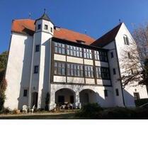 Schloss Seibersdorf (45 min von München)