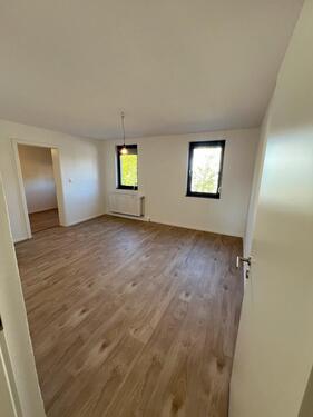 Foto - 4 Zimmer Einfamilienhaus zum Kaufen in Ippesheim