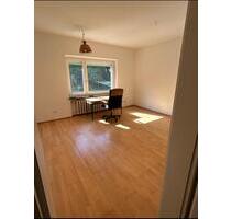 Großes WG Zimmer in Ruhiger Lage!* Angebot nur für Frauen - Dresden Cotta