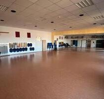 Kursraum mit ca 150qm stundenweise zu vermieten - Freiberg am Neckar