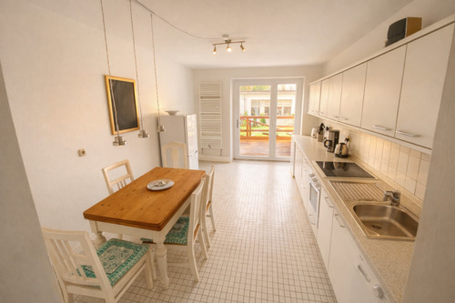 Foto - Große u. Helle 2-Zimmer Wohnung mit Balkon EBK in Kiel (Arkaden)