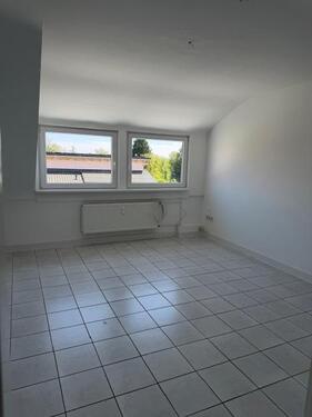 Foto - 3 Zimmer Dachgeschoßwohnung zur Miete in Saarbrücken