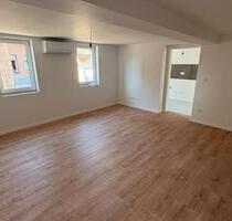 Hochwertig kernsanierte 2-Zimmer-Wohnung | 66 m² | Klimaanlage - Hahnstätten