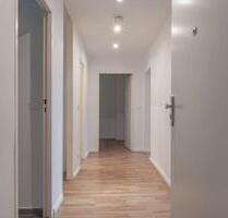3-Zimmer-Wohnung in ruhiger Lage mit Balkon - Berlin Neukölln