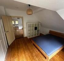 Pauschalmiete; Helle 2-Zimmer Dachgeschosswohnung in Offenbach Bi - Offenbach am Main Bieber Pauschalmiete; Helle 2-Zimmer Dachgeschosswohnung in Offenbach Bi - Offenbach am Main Bieber