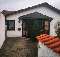 Doppelhaus Bungalow mit Satteldach, Garage und 3 Kfz Stellplätze - Waldkraiburg