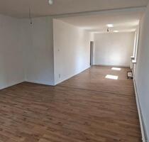 Moderne 3-Zimmer-Wohnung – 110 qm im 1. Obergeschoss in Kreiensen - Einbeck
