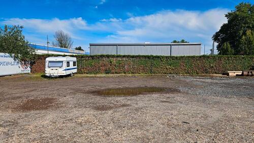 Foto - Stellplatz für Wohnmobile und Wohnwagen