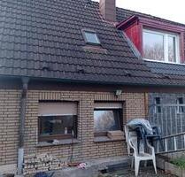 kleines Einfamiliendoppelhaus mit 3 Abstellplätzen und Terasse - Herne Altenhöfen