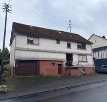Haus zu verkaufen - 59.000,00&nbsp;EUR Kaufpreis, ca.&nbsp; 160,00&nbsp;m&sup2; in Burbach (PLZ: 57299)