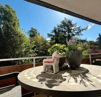 Helle 1.5-Zimmer-Wohnung mit Sonnenbalkon & TG-Stellplatz - Hamburg Ohlsdorf