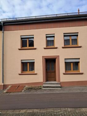 Foto - Einfamilienhaus mit Garten 360 m² ruhige Lage (Provisionsfrei)