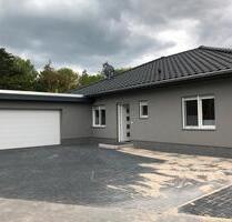 Einfamilienhaus - Bungalow - 400.000,00&nbsp;EUR Kaufpreis, ca.&nbsp; 135,00&nbsp;m&sup2; in Stendal (PLZ: 39576)