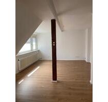 Helle Dachgeschoßwohnung mit Balkon - Bad Driburg