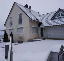 Einfamilienhaus in Marktzeuln: 140 m², Top-Lage mit Weitblick