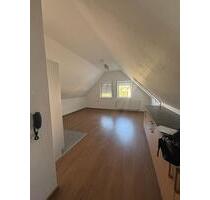 1 Zimmer Apartment - 500,00&nbsp;EUR Kaltmiete, ca.&nbsp; 39,00&nbsp;m&sup2; in Kleinlangheim (PLZ: 97355)