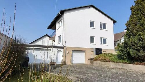 Foto - Haus zu Mieten - 1.600,00&nbsp;EUR Kaltmiete, ca.&nbsp; 162,00&nbsp;m&sup2;