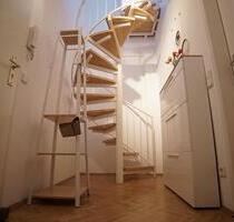 Exklusive 2,5-Zimmer-Maisonettewohnung mit Penthouse Flair - München Schwabing-Freimann