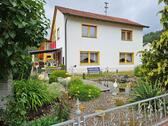 Foto - Haus zu verkaufen - 300.000,00&nbsp;EUR Kaufpreis, ca.&nbsp; 180,00&nbsp;m&sup2;