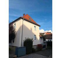 Helle Stadtvilla mit Charme: Renoviertes Haus mit EBK & Wallbox - Langelsheim