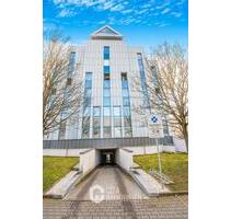 Kriftel: Helle Bürofläche mit vielen Räumen, Küche & Aufzug