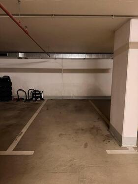 Foto - Tiefgarage Parkplatz Garage Innenstadt city Hbf Mainz