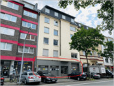 Foto - Große Gewerbefläche in zentraler Lage mit Rolltor und Garage