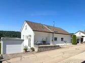 Foto - Haus mit Weitblick - Wohnen über dem Laucherttal