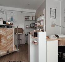 Friedberg-Dorheim: Moderne Praxis Studio Salon mit Stellplatz! - Friedberg (Hessen)