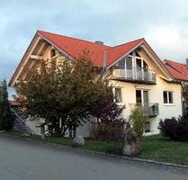Wunderschöne 4-Zimmer-Dachgeschosswohnung mit Weitblick - Altshausen