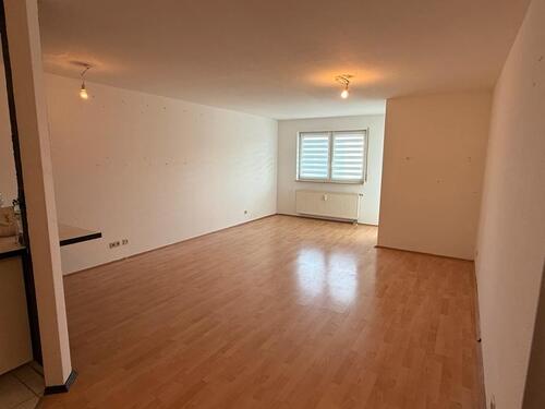 Foto - Wohnung EG - 2 Zimmer, Küche, Bad, Balkon