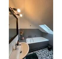 1,5 Zimmer Wohnung Dachgeschoss Gerbrunn Nähe Würzburg EBK