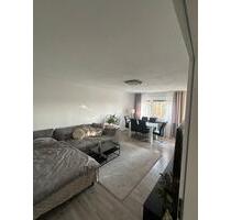 3 Zimmer Erdgeschoss Wohnung mit Küche und Balkon - Marktredwitz