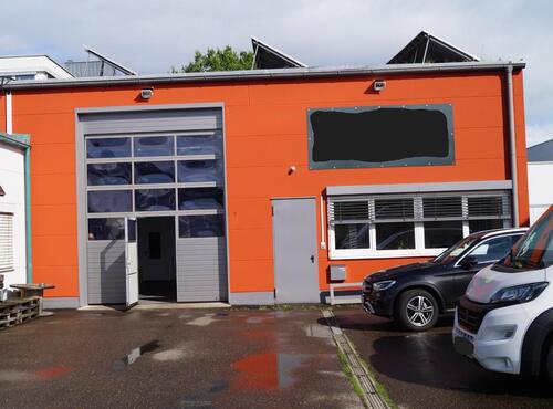 Foto - Gewerbehalle Produktionshalle Lagerfläche & Büro Parkplätze